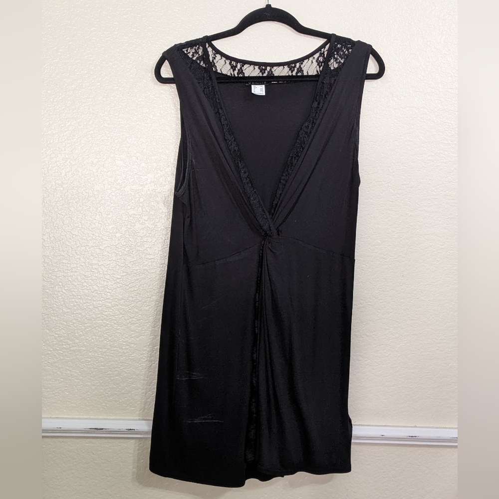 Venus Sleevless Top